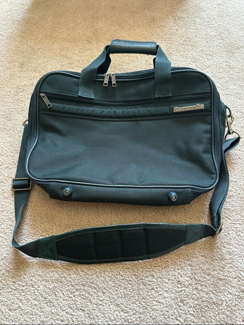 Samsonite Dark Green Laptop Briefcase with Shoulder Strap